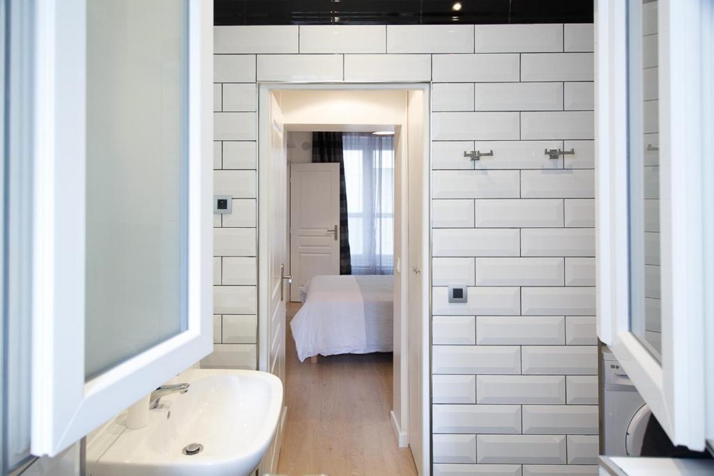 Near Eiffel Tower - Beautiful Flat Leilighet Paris Eksteriør bilde